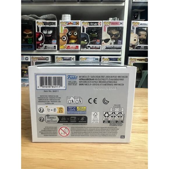 EXCLUSIVE The Thing Trench Coat Fantastic Four Funko Pop Bobblehead #1524 Marvel - Picture 6 of 6